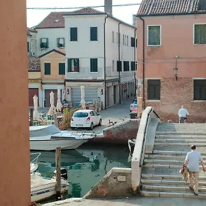 https://residenza-santandrea-ottanio.hotelinveneto.com